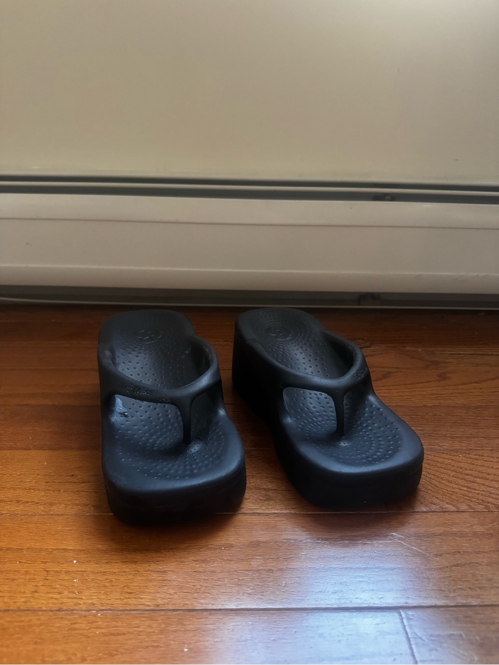 FORBITCHES Fluo Platform Flip Flops in Black - Size Large (EU 40-41)